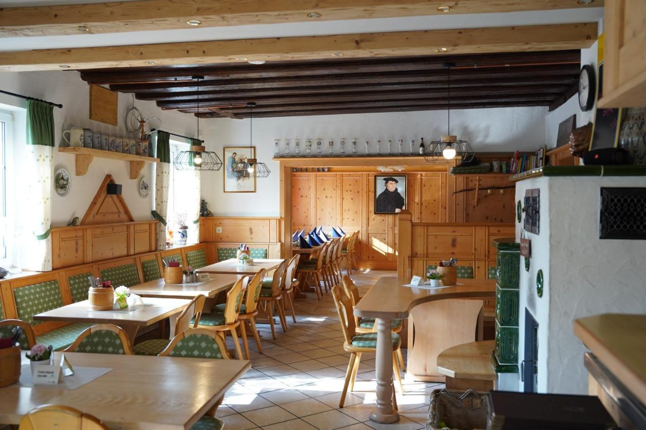 Hotel Gasthof Weisser Loewe Burgthann Kültér fotó