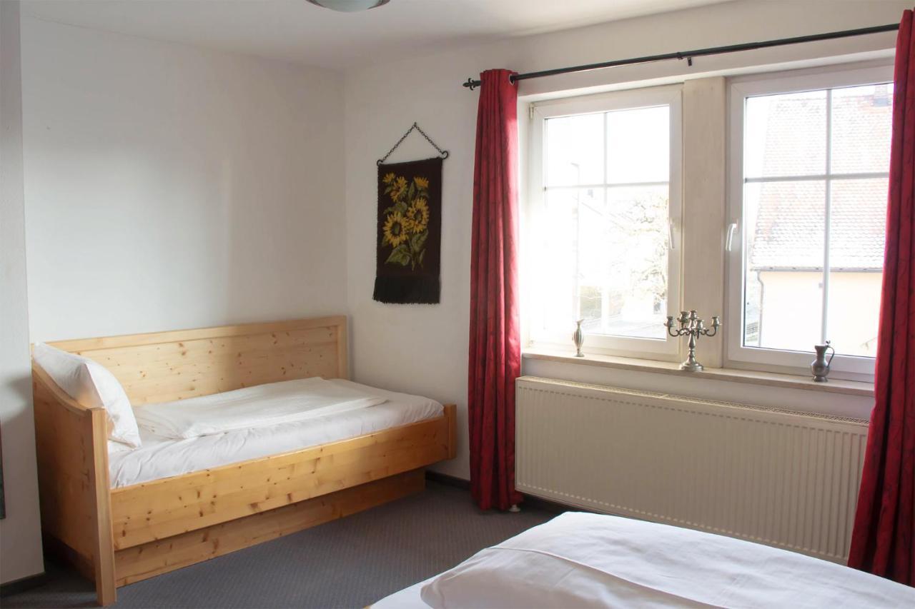 Hotel Gasthof Weisser Loewe Burgthann Kültér fotó